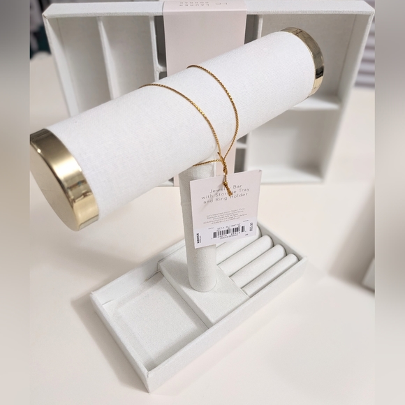 LC LAUREN CONRAD, Beautiful 3 Piece Jewelry Trays and Bar,in a Neutral Color. - Picture 4 of 8